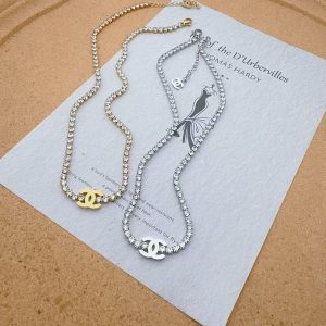 Long necklace